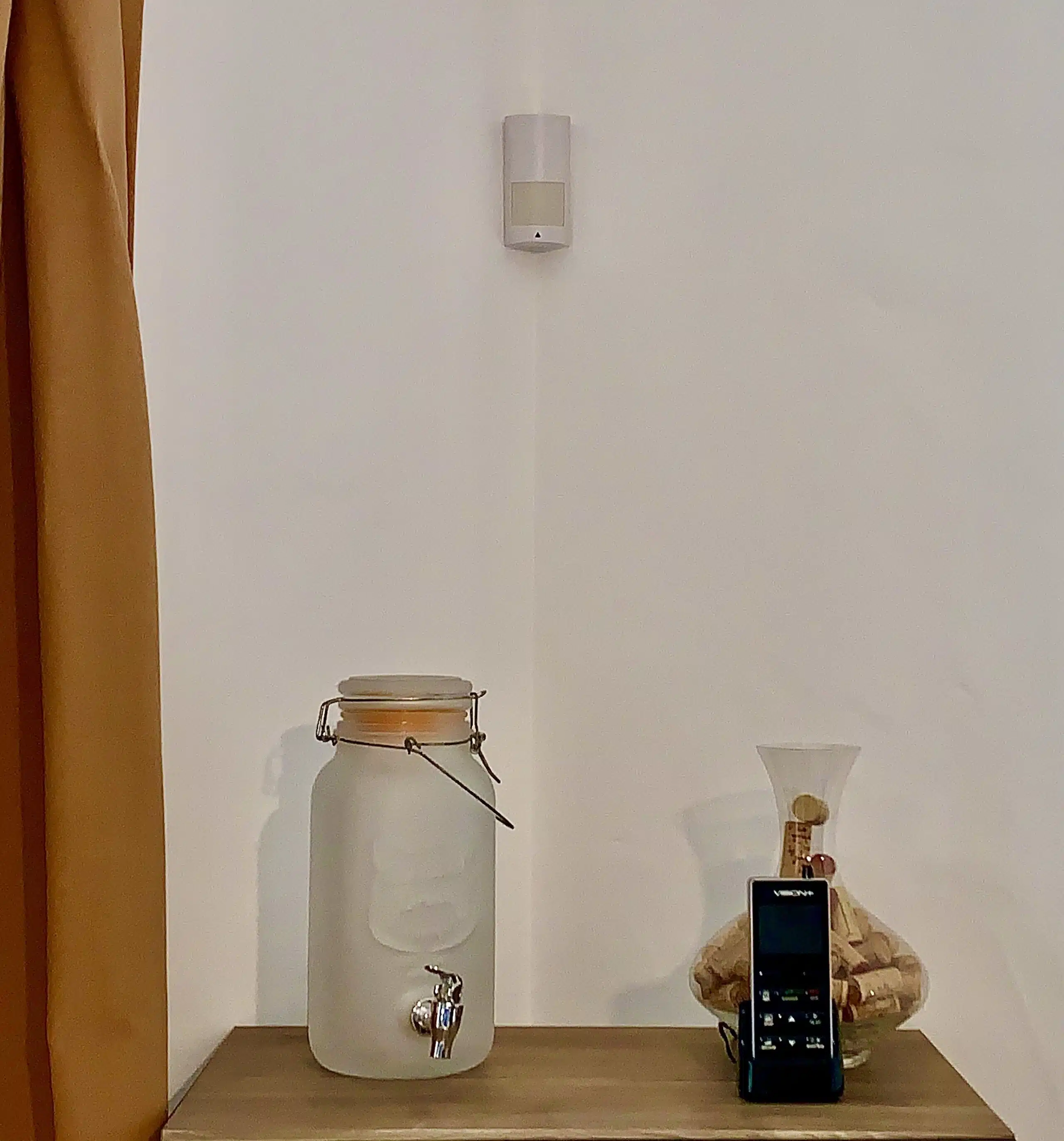 RADAR ALARME Radar d'alarme haute performance pour la détection des intrusions et la surveillance en temps réel.